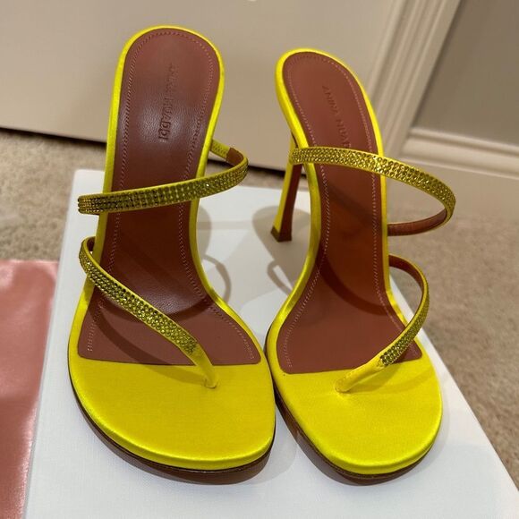 AMINA MUADDI - Picture 2 of 4